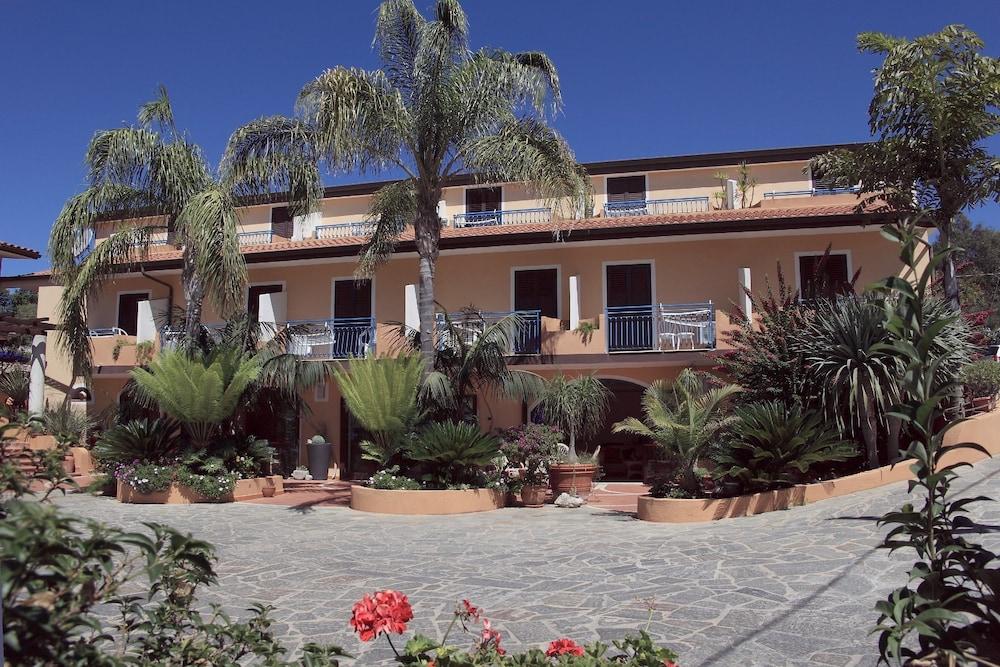 Hotel Grotticelle Capo Vaticano Εξωτερικό φωτογραφία