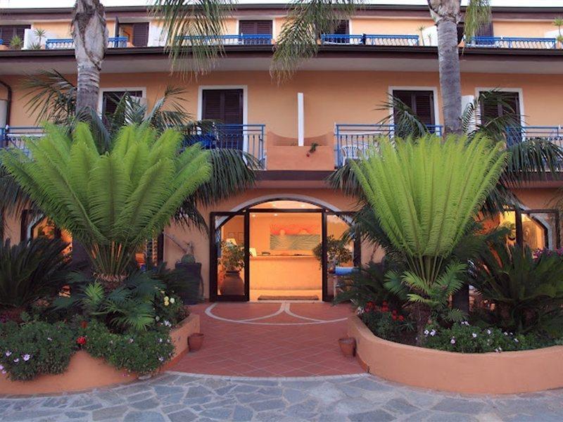 Hotel Grotticelle Capo Vaticano Εξωτερικό φωτογραφία