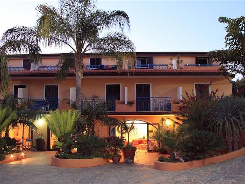 Hotel Grotticelle Capo Vaticano Εξωτερικό φωτογραφία