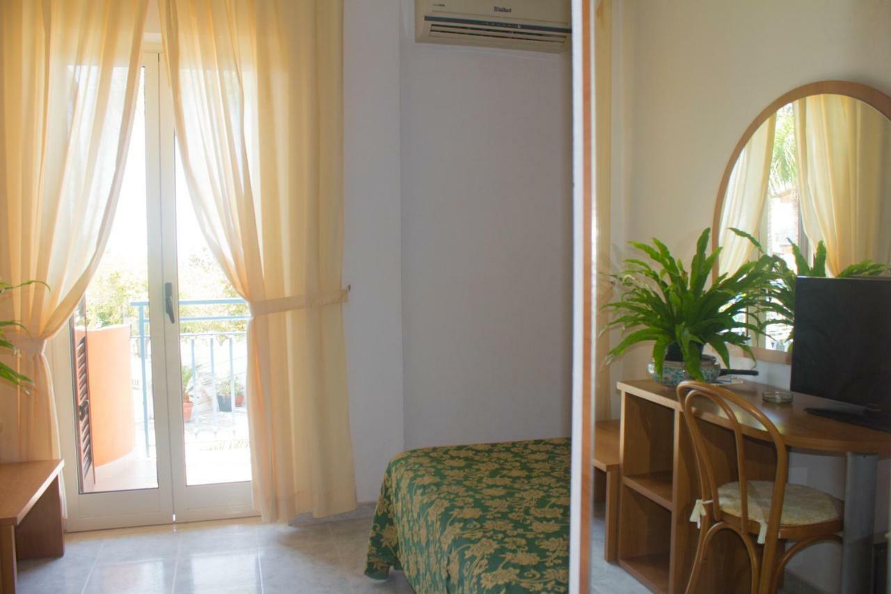 Hotel Grotticelle Capo Vaticano Εξωτερικό φωτογραφία