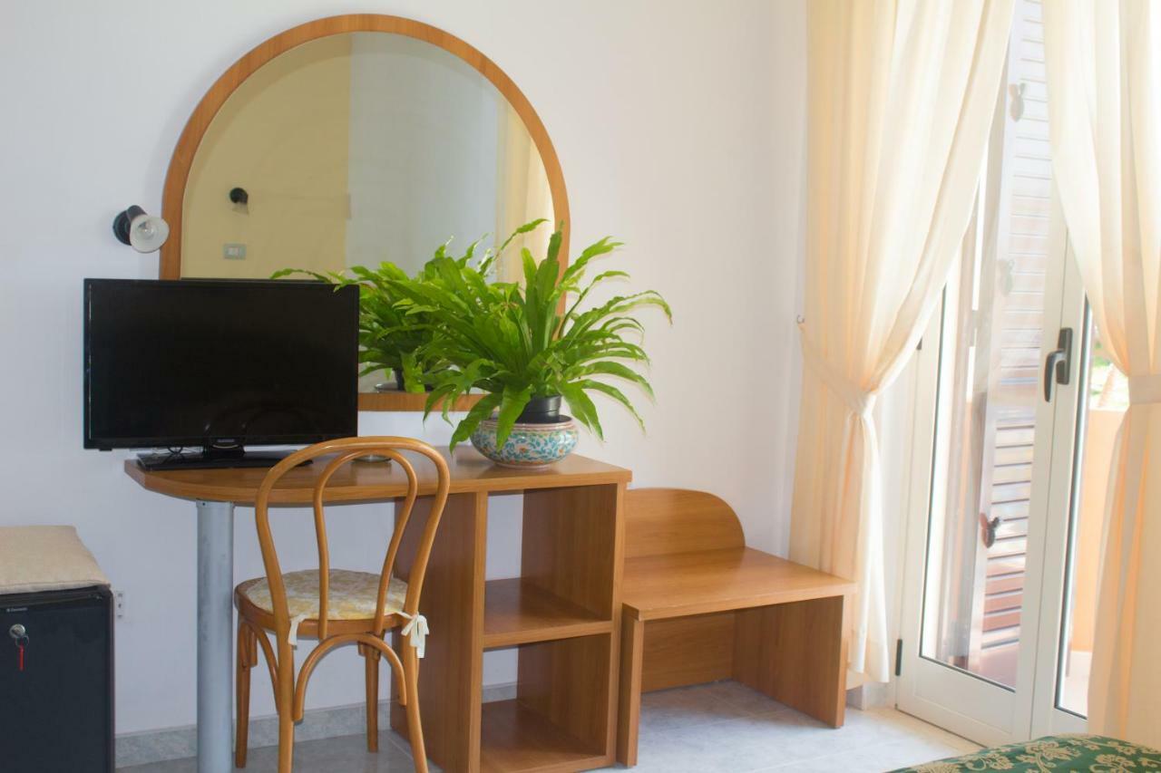 Hotel Grotticelle Capo Vaticano Εξωτερικό φωτογραφία